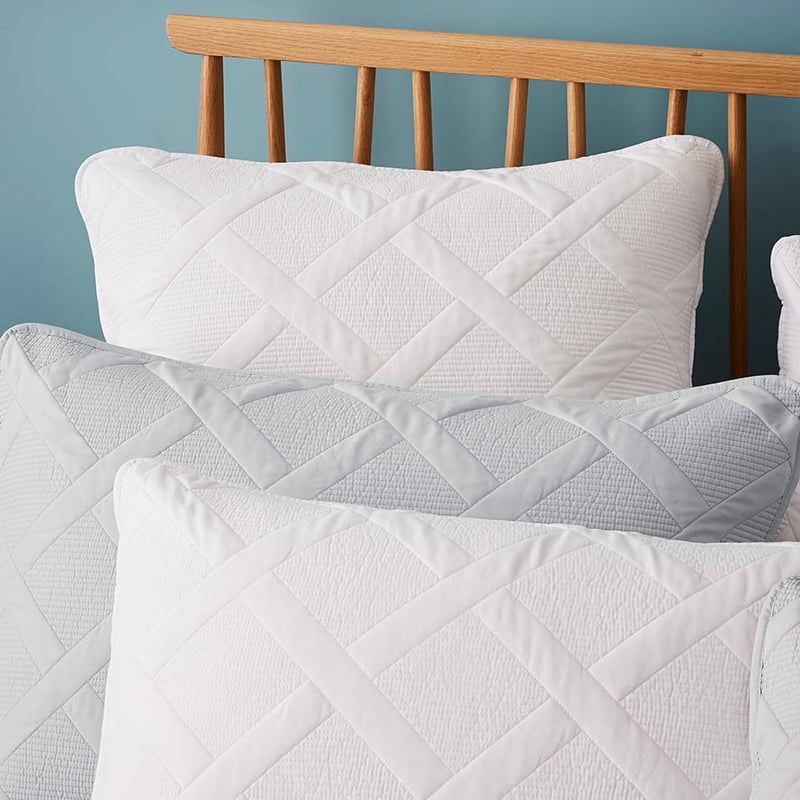 Hex Quilt Cover Set White
