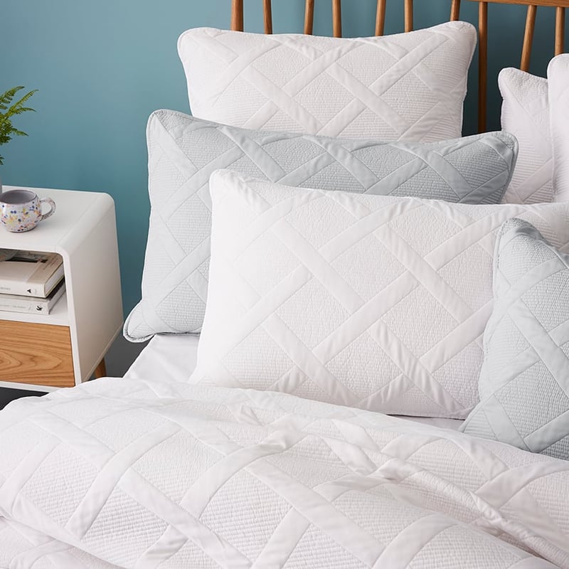 Hex Quilt Cover Set White