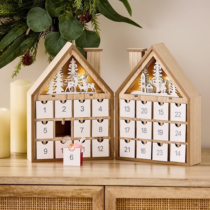 Advent Calendar Natural & White Festive Decorative Scene