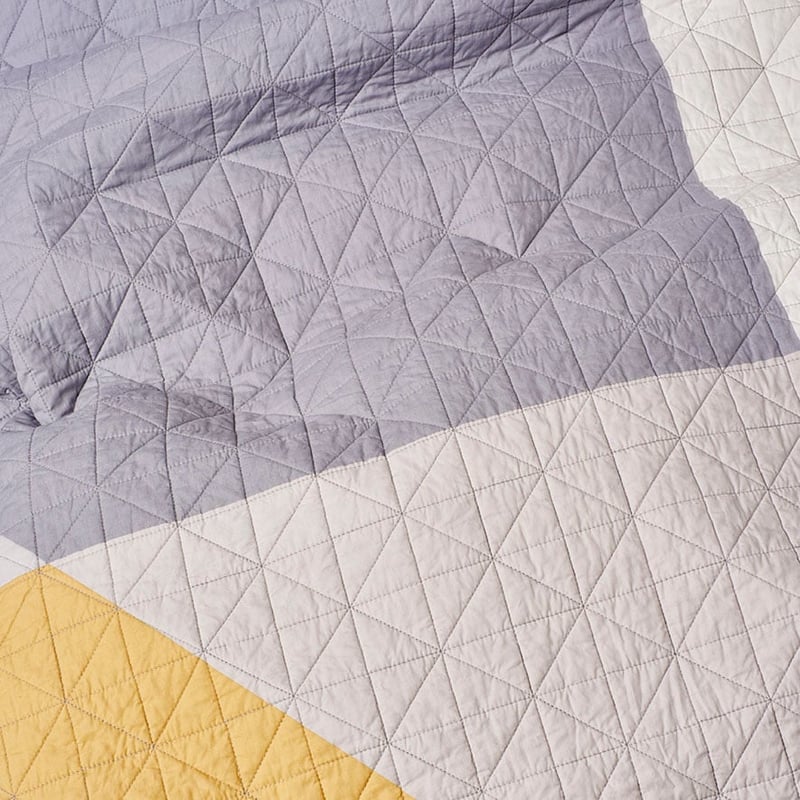 Una Quilt Cover