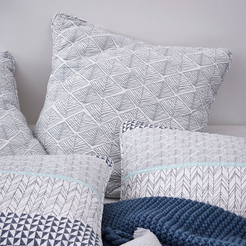 Jetta Quilted Quilt Cover Blue