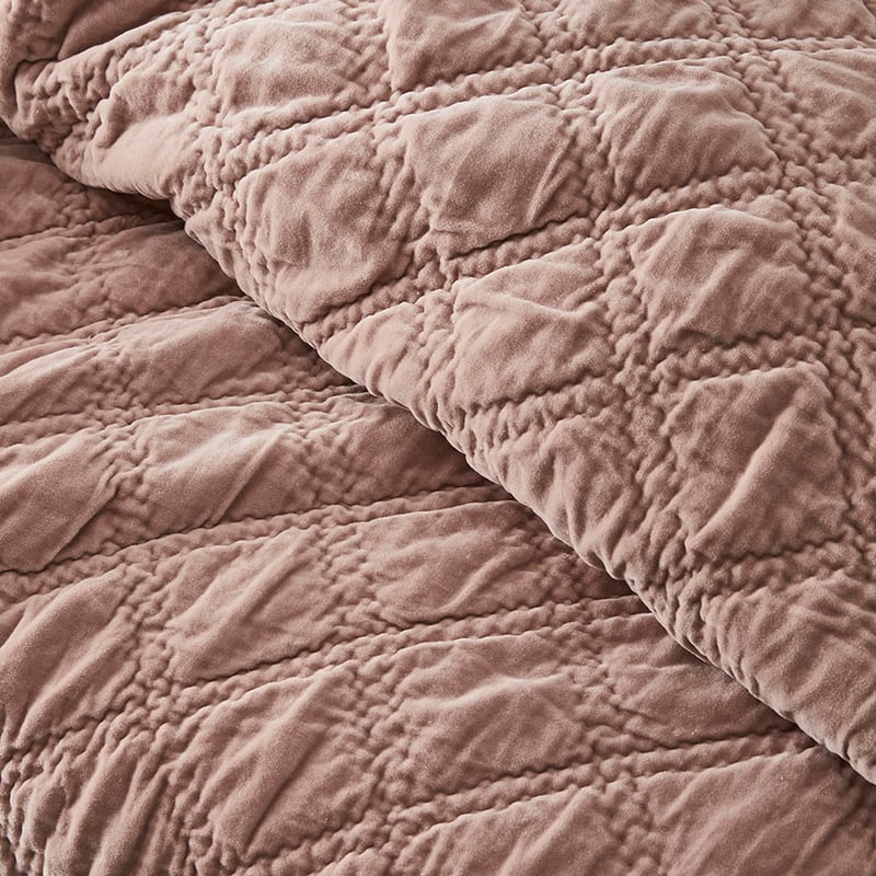 Cotton Velvet Coverlet Pink