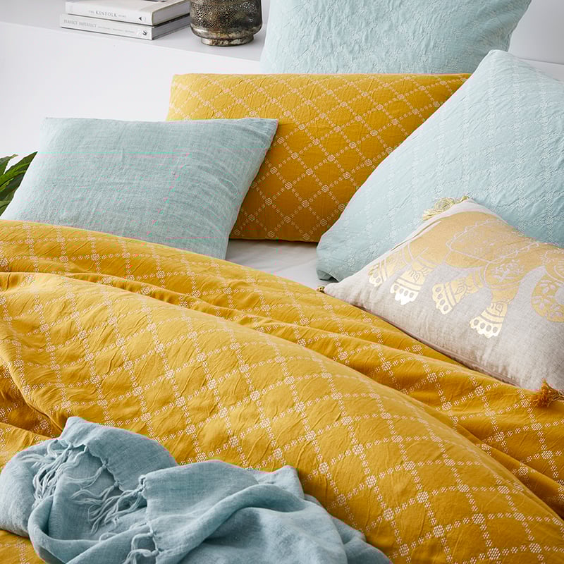European Collection Santa Cruz Quilt Cover Citron