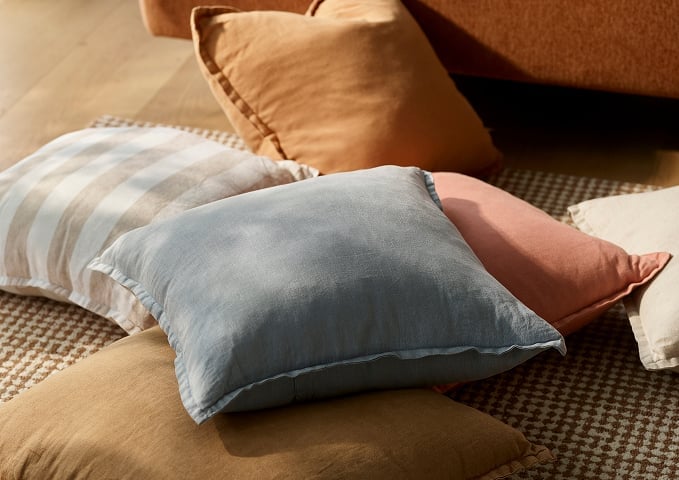 AI - VWL_Cushions 1_DT - 580x480.jpg