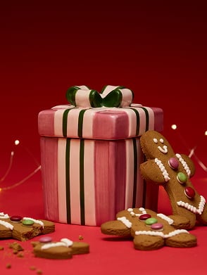 Xmas25_Hub_GiftTiles - 3 Her_MB.jpg