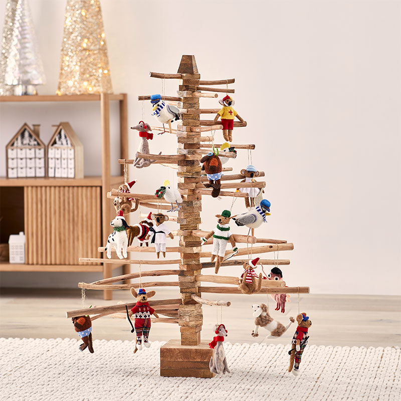 Christmas Decoration Themes | Adairs