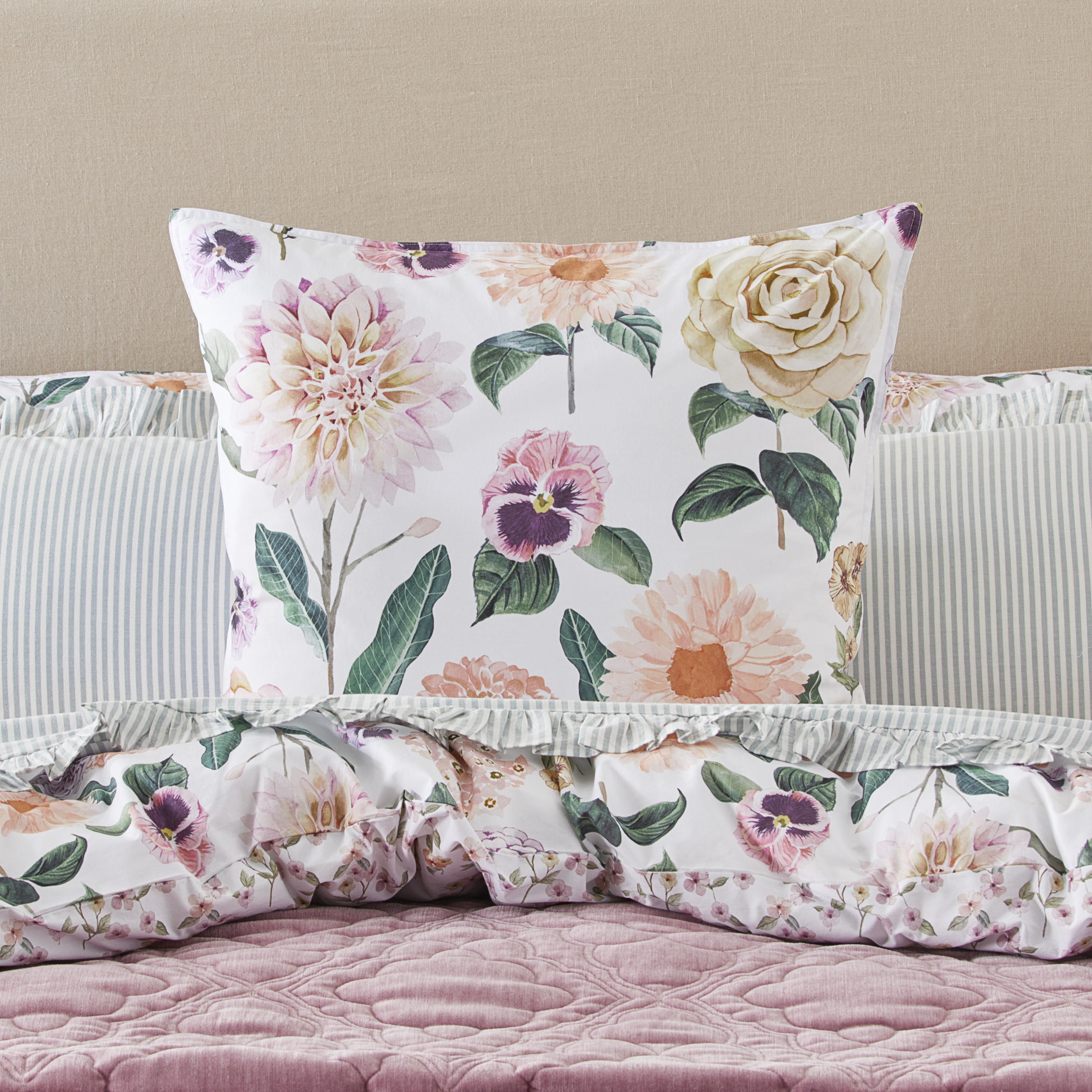 Botanist White Quilt Cover Set + Separates Adairs