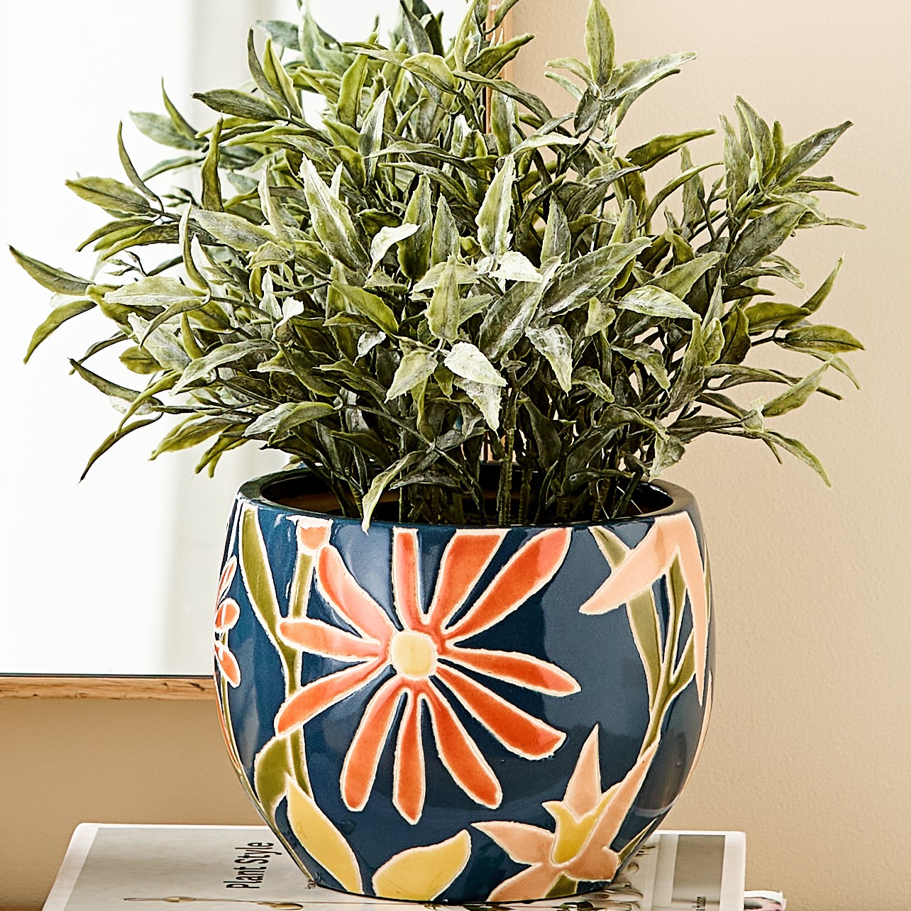 Botanist Floral Navy Pot Adairs