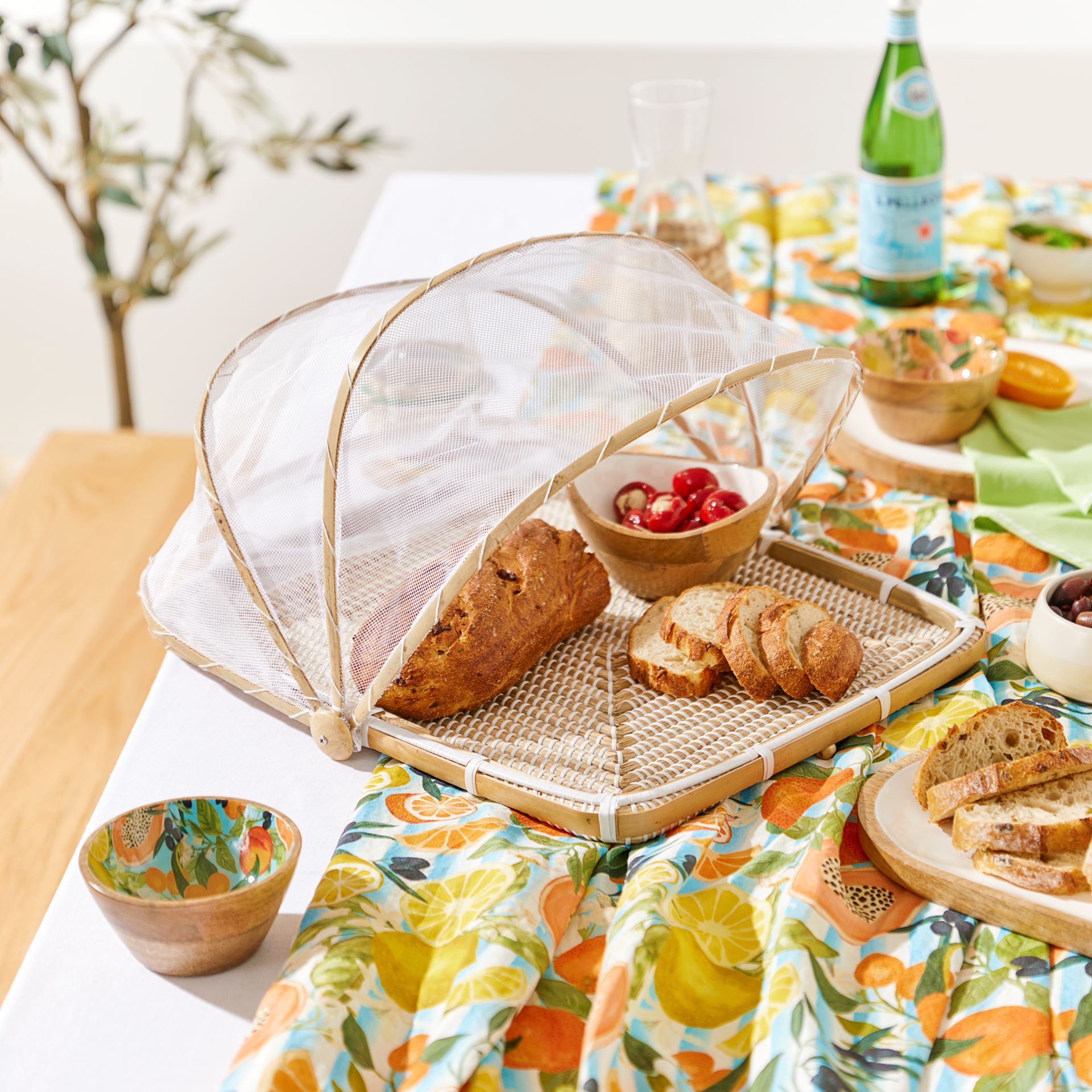 https://www.adairs.com.au/globalassets/13.-ecommerce/03.-product-images/2022_images/homewares/table--servingware/48025-aparri-food-cover-3---styled-shot.jpg?width=1920&mode=crop&heightratio=1&quality=80