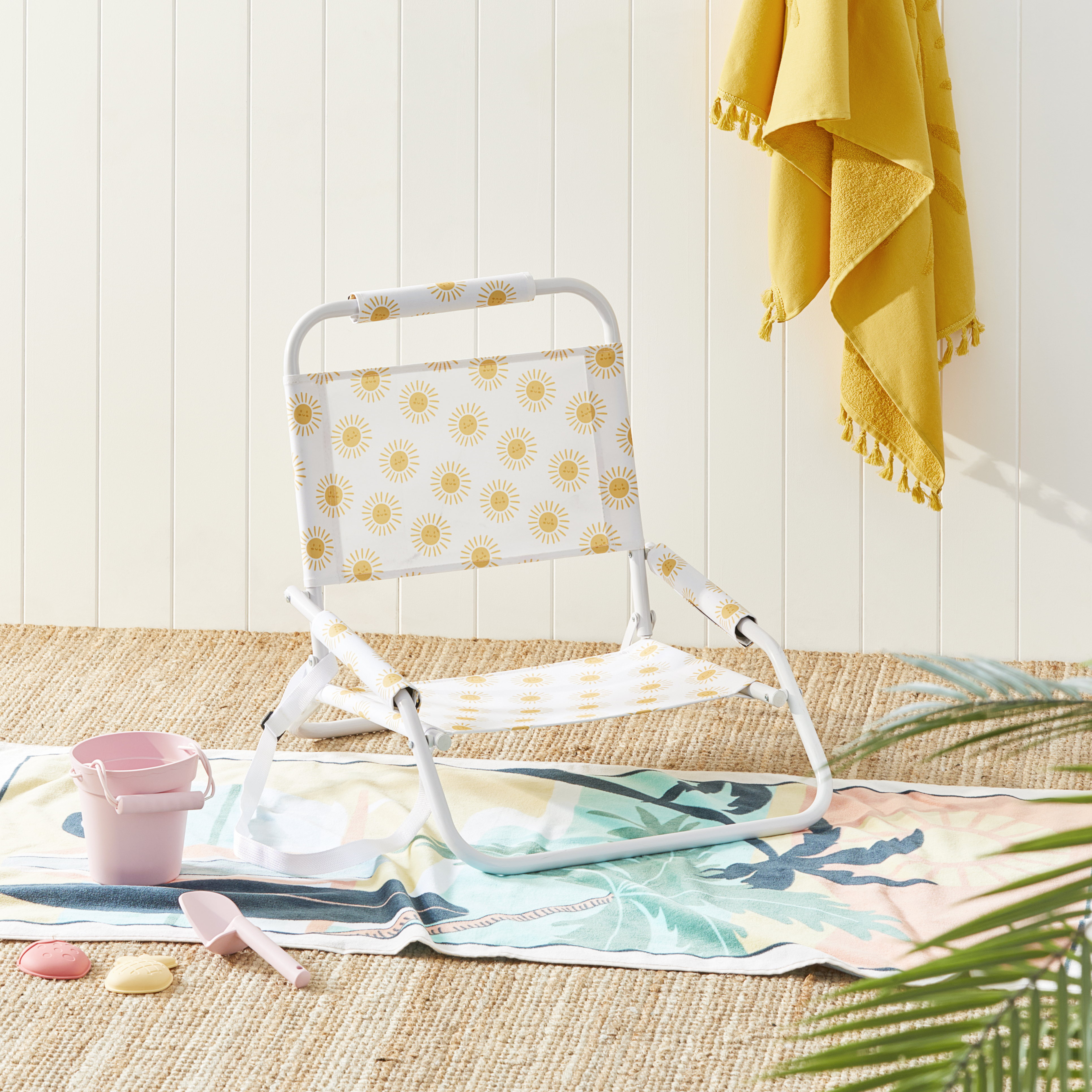 Yellow shop beach chair