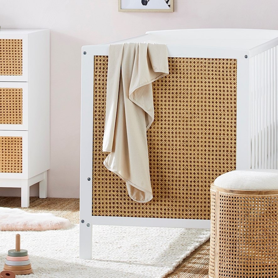 Adairs Rattan Cot Adairs Cot Odak Güvenlik Ve İletişim Sistemleri