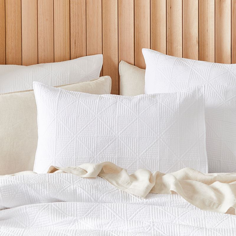Prism Quilted White Pillowcase