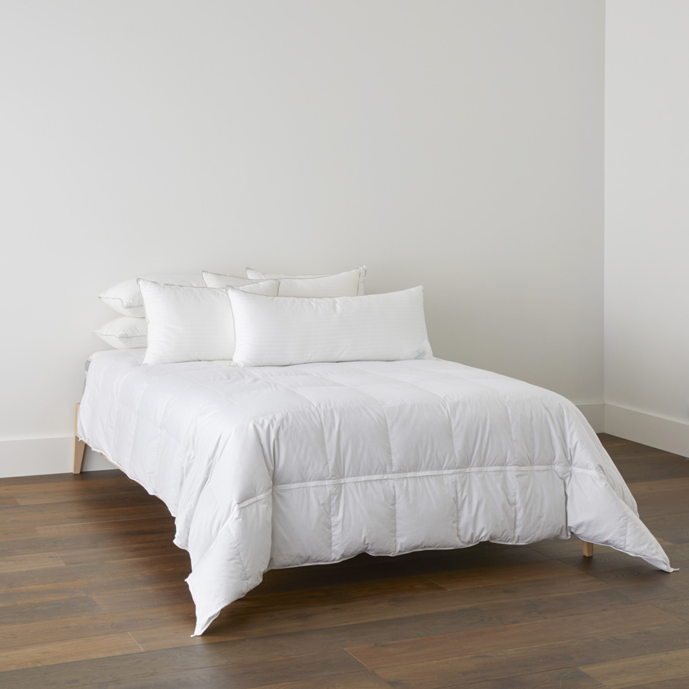 Downtime Supreme Silver Goose Quilt Adairs