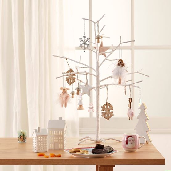 Jute White Twig Christmas Tree