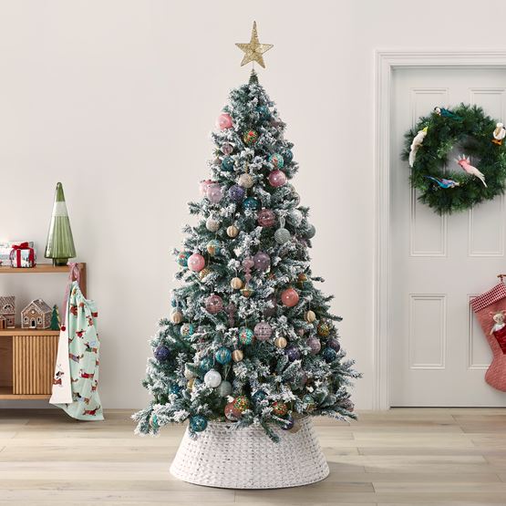 Winter White & Green Christmas Tree