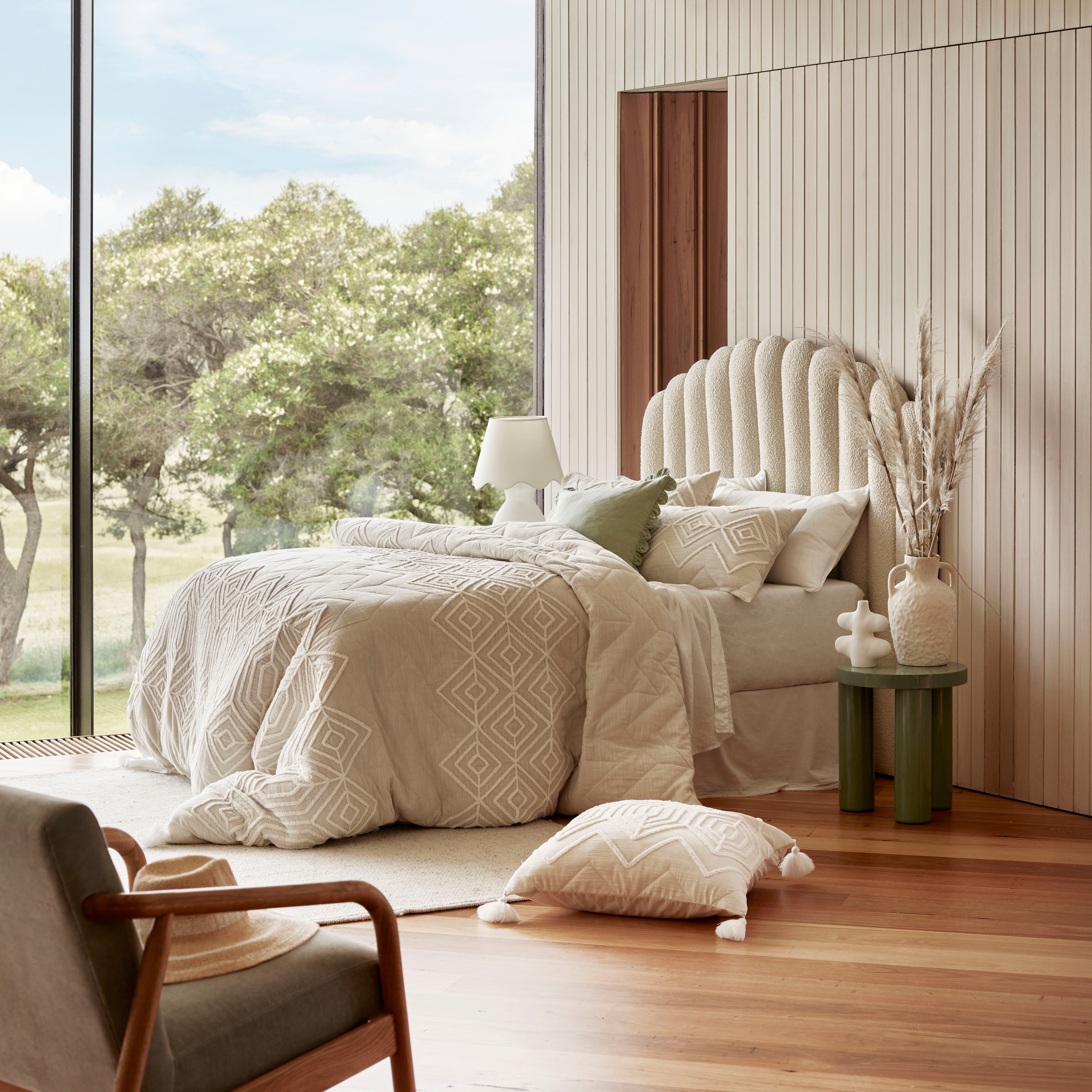 Ariel Ivory Boucle Bedhead Adairs