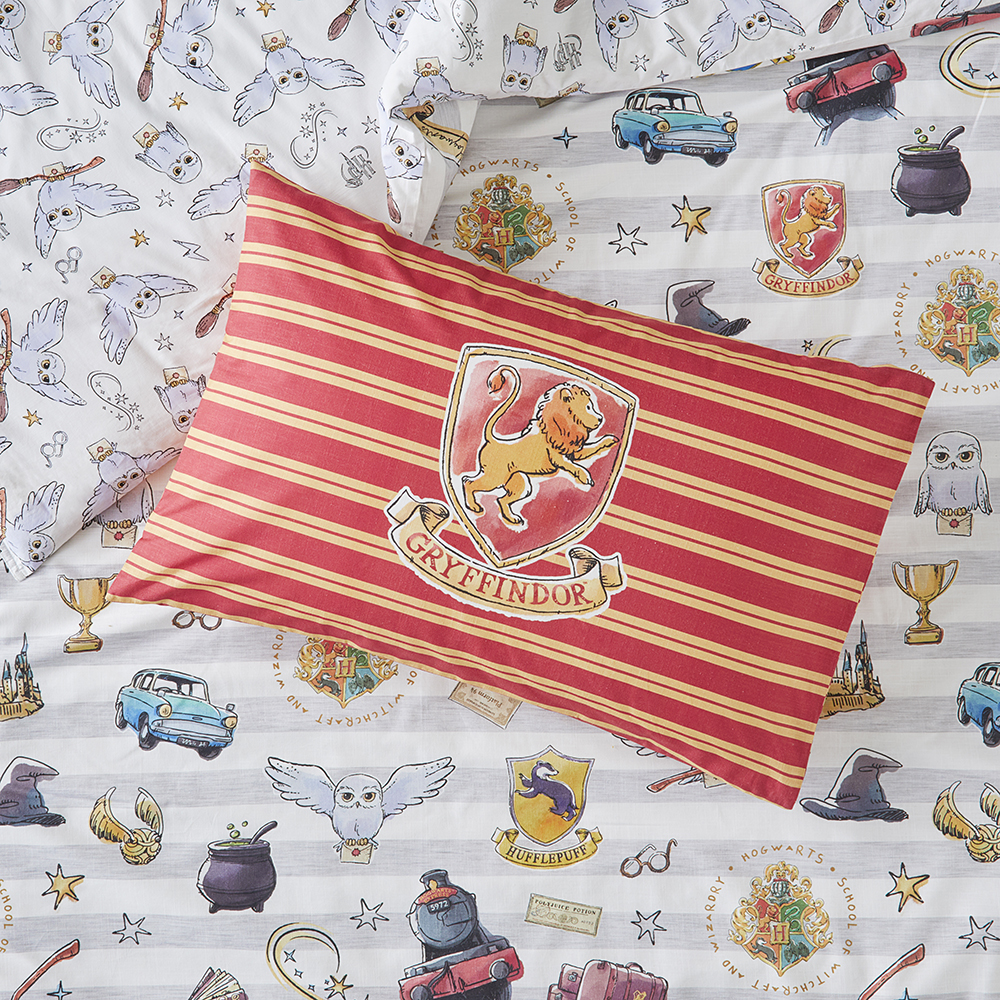 Harry Potter Red Griffindor Pillowcase | Kids Bedroom | Adairs Kids