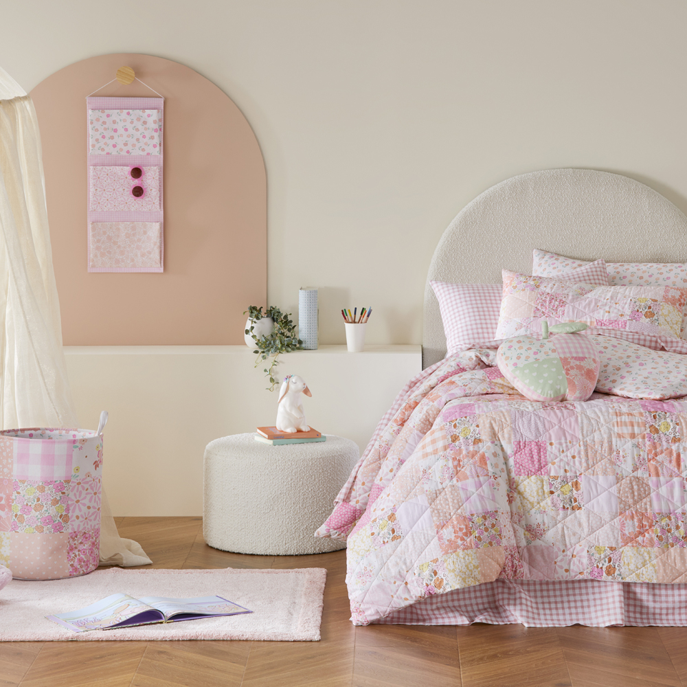 Adairs Kids Nola Patchwork Pink Quilted Quilt Cover Set Single Reviews Adairs Retail Group Reviews Feefo