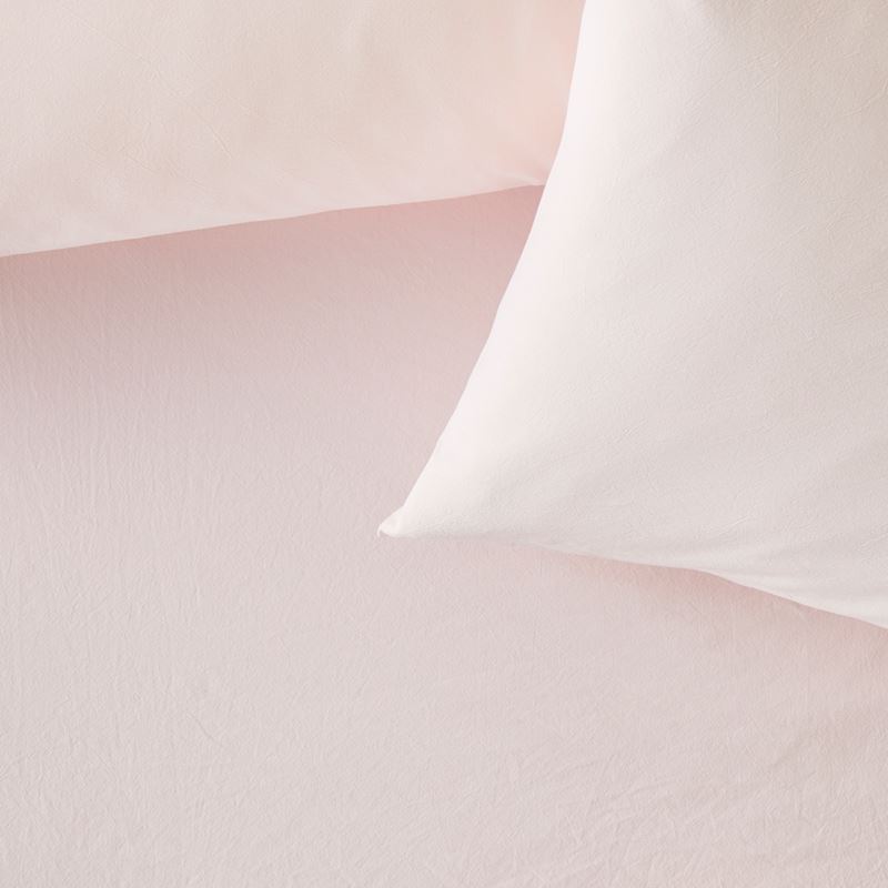 Stonewashed Cotton Marshmallow Pink Fitted Sheet Set