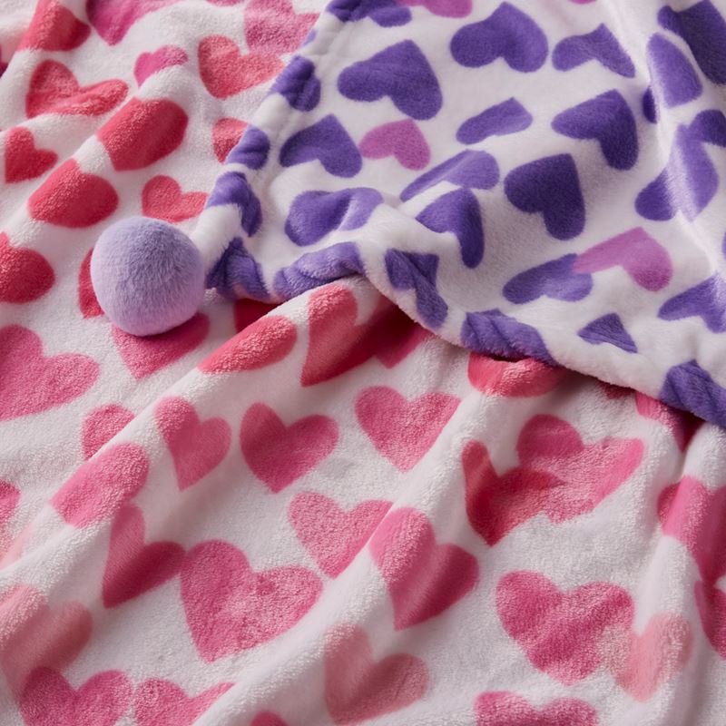 Novelty Ombre Heart Ultra Soft Blanket