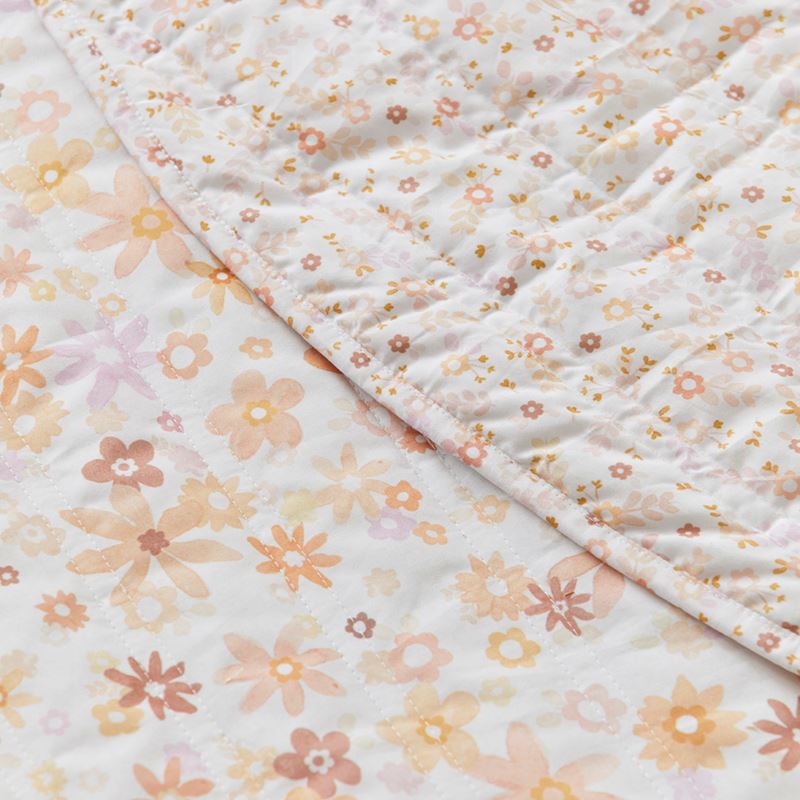 Quilted Dahlia Play Mat