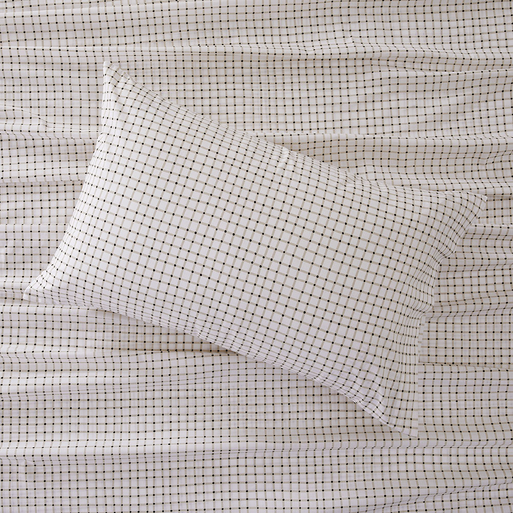 2800 D. Porthault New with tags 4pc King Sheet Set 100 2800 D. Porthault New with tags 4pc King Sheet Set 100