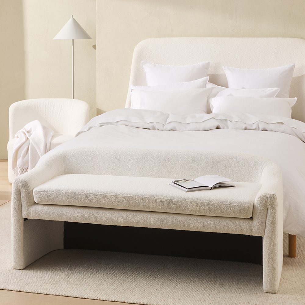 White bedroom bench seat discount