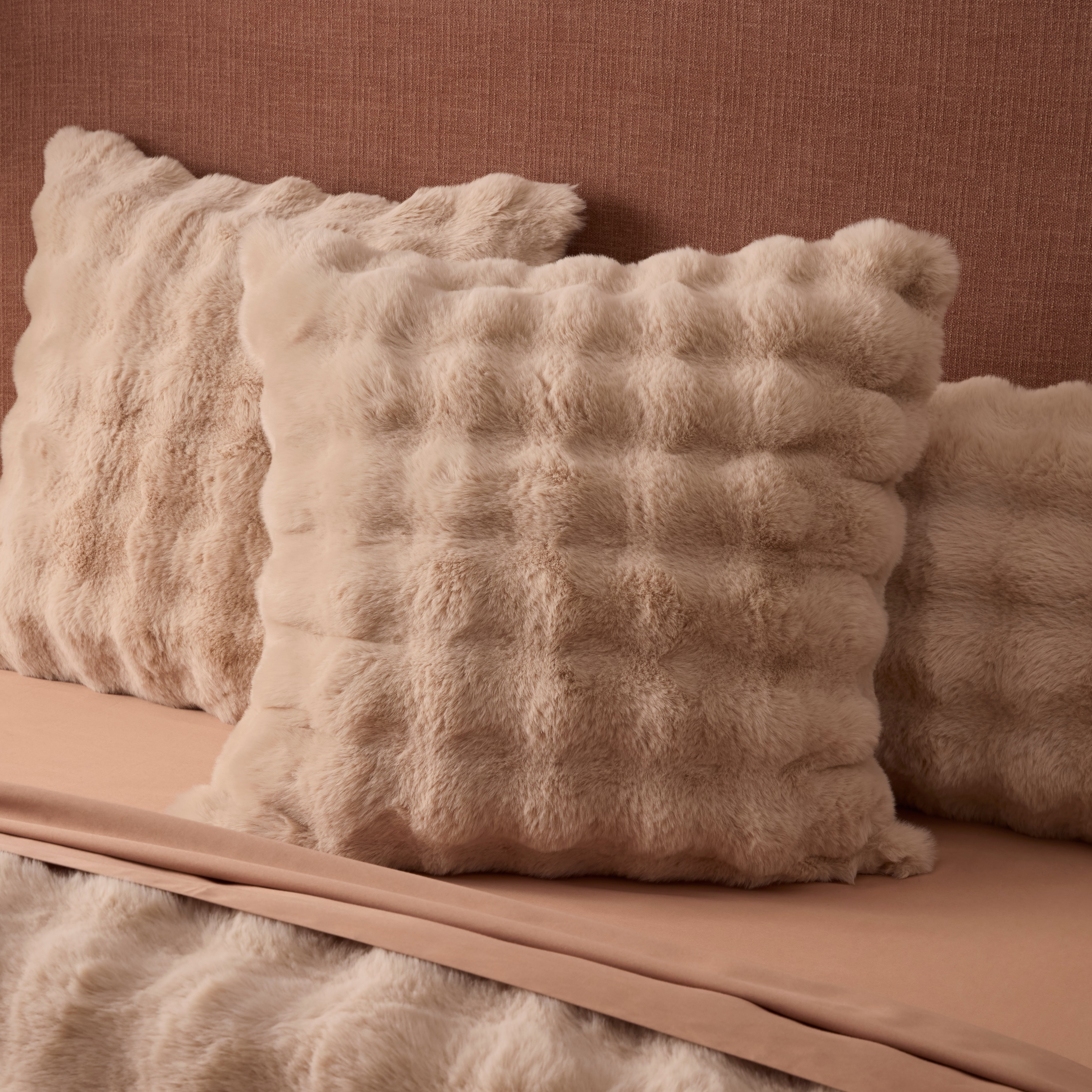 Throw Pillows Faux Fur European Pillowcase Ripple Faux Fur Natural