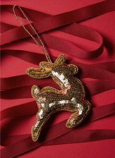 Xmas25_Hub_CatTiles - 3 Decorations_DT.jpg