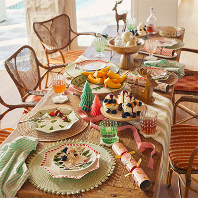 FY24-Christmas-Hub_Table-Styling3.jpg