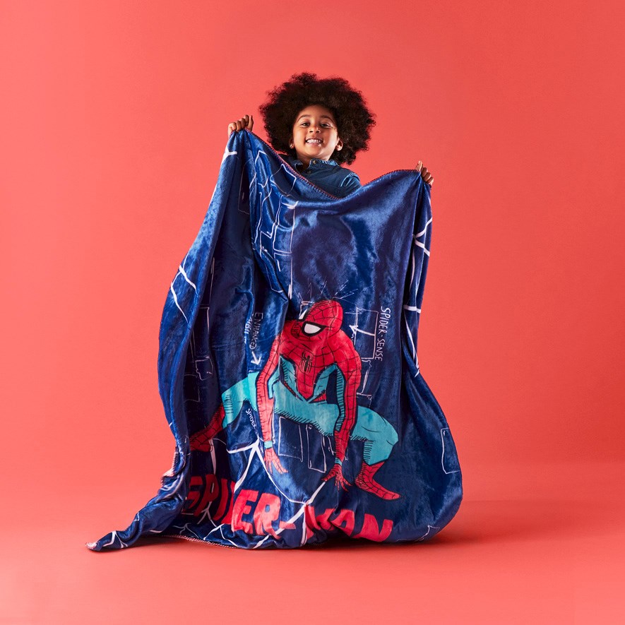 Blanket spiderman online
