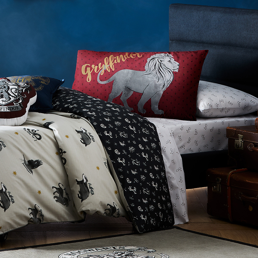 Gryffindor pillowcase discount