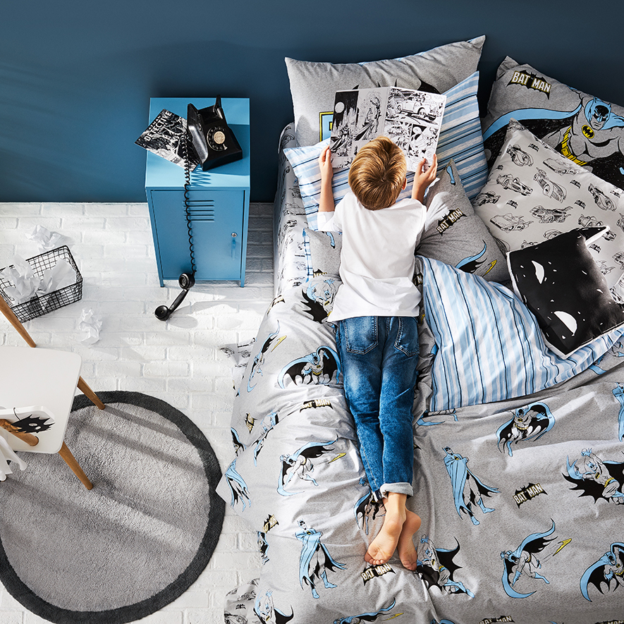 Batman bed on sale cover