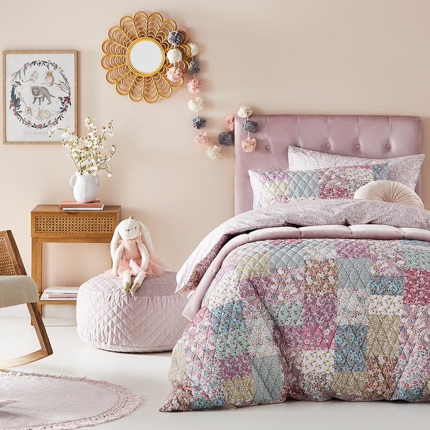 Childrens patchwork shop quilt
