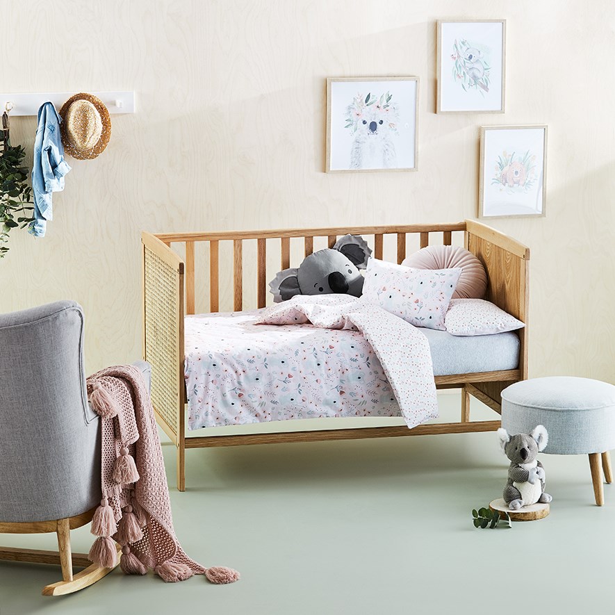 Pale pink cot best sale bedding