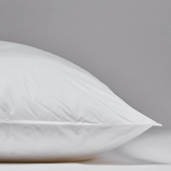 Dreamer Medium Profile Body Pillow