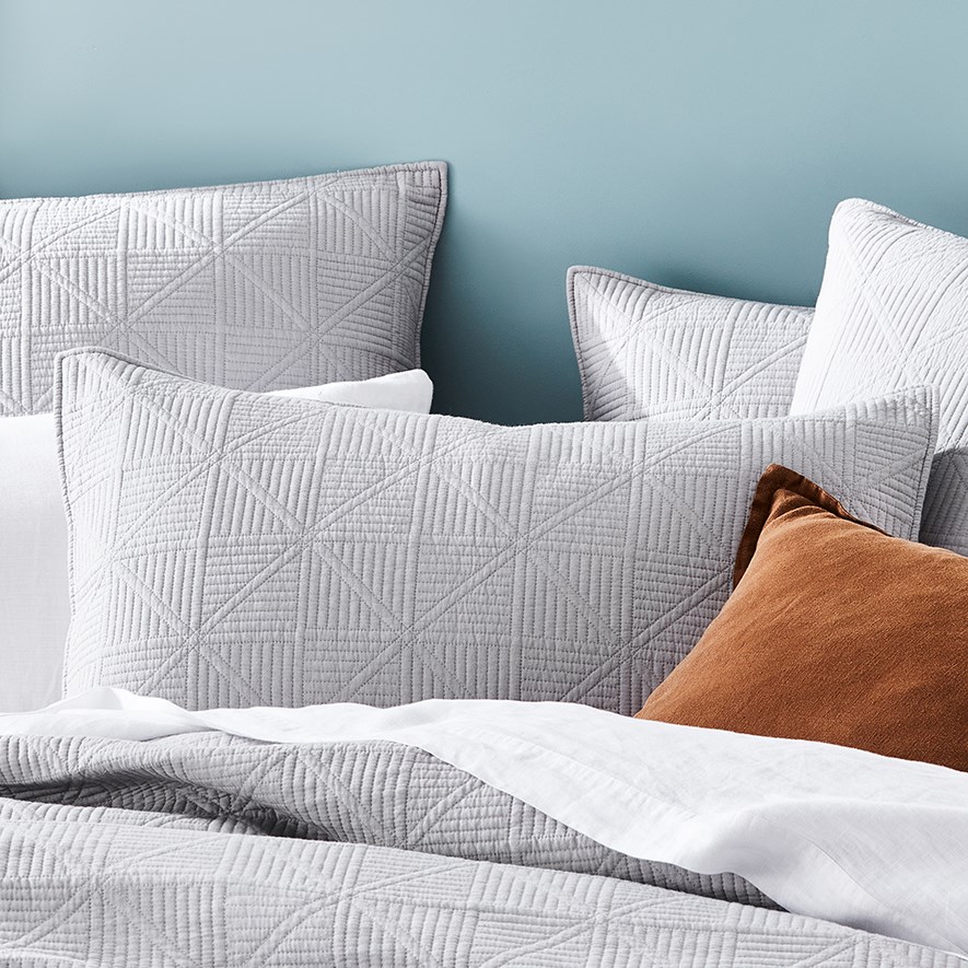 crate and barrel duvet covers