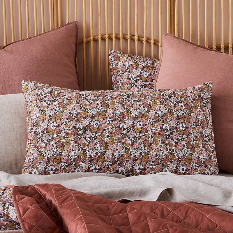 Retro Floral Pillowcase
