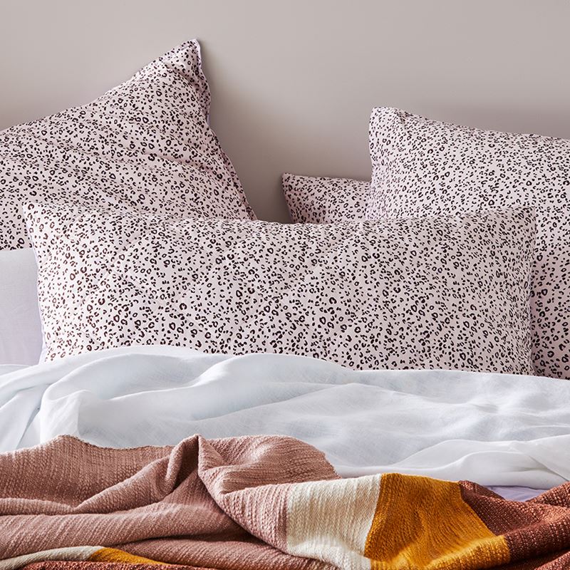 Stonewashed Cotton Printed Pink Cheetah Quilted Pillowcase