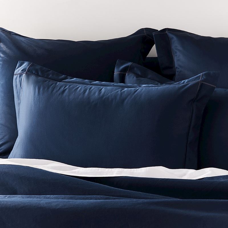 Luxury Collection Royal Navy Quilt Cover