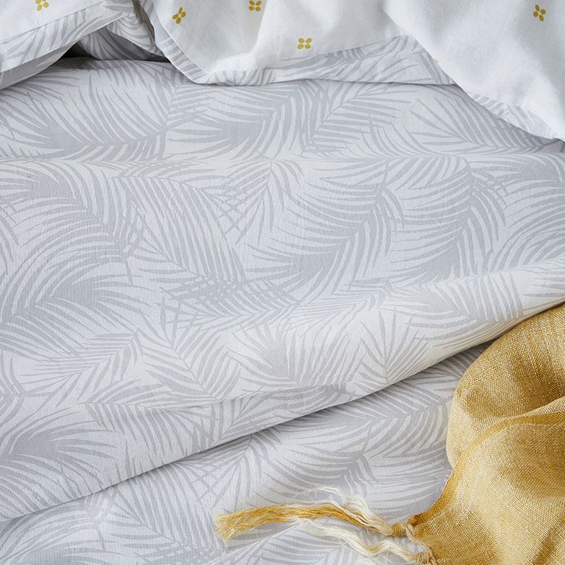 Stonewashed Printed Cotton Cluster Fern Quilt Cover