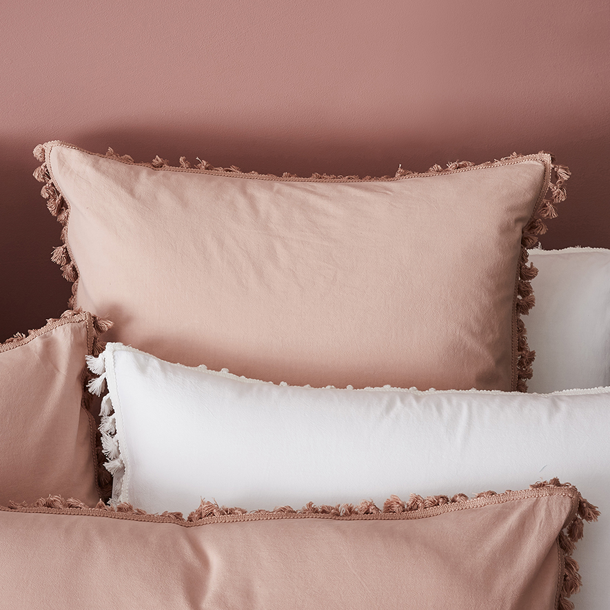 Stonewashed Cotton Tassel Dusty Pink Quilt Cover Separates Adairs