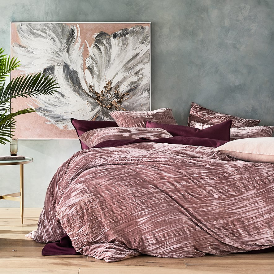 Crinkled Velvet Lotus Quilt Cover