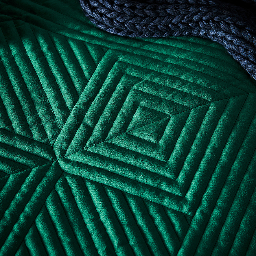 Emerald Wings Quilted Sofa Cover NCU0LDH452
