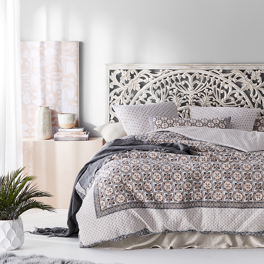 Home Republic - Kashmir Quilted Quilt 