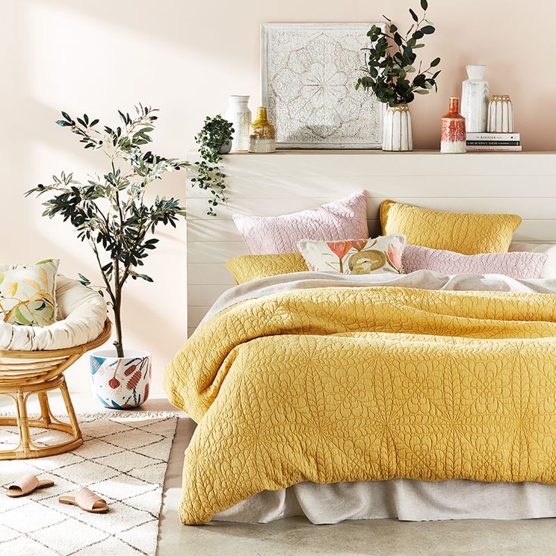 Daisy Mustard Quilted Quilt Cover Separates
