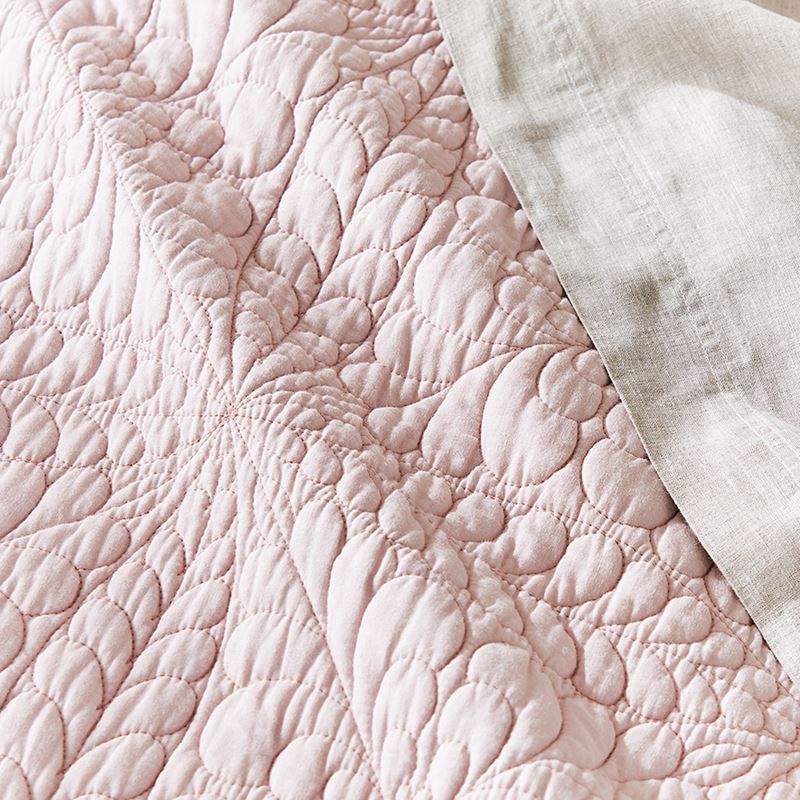 Daisy Petal Quilted Quilt Cover Separates