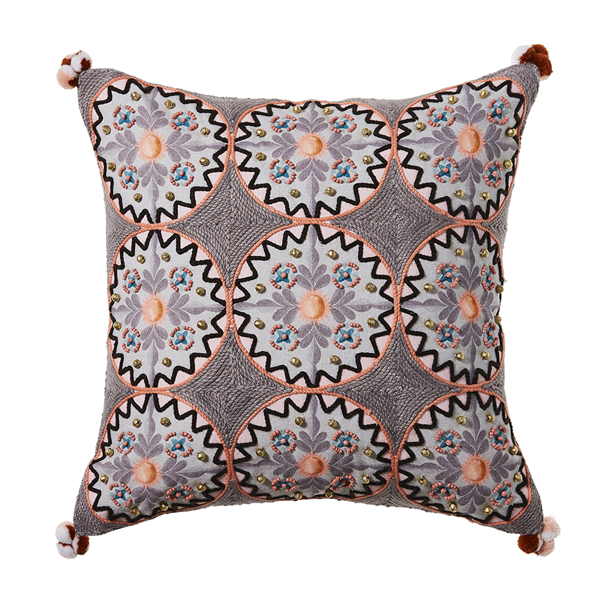 LARGE SQUARE CUSHION TO THE GYPSY