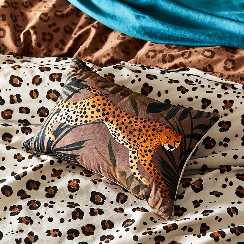 Akiki Spice Cushion Leopard