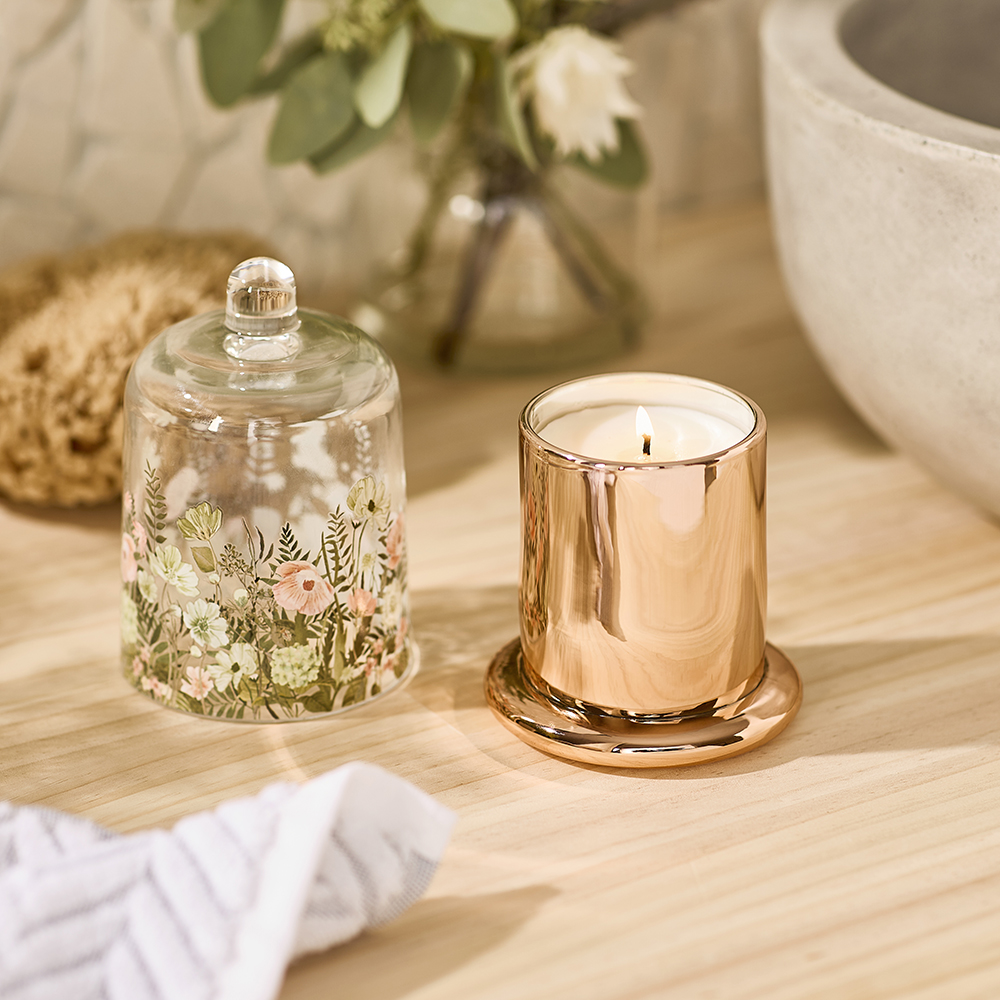 Floristique Grapefruit & Cassis Candle 275g Adairs